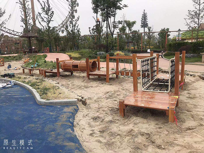 木質(zhì)滑梯設(shè)備 木質(zhì)滑梯設(shè)備