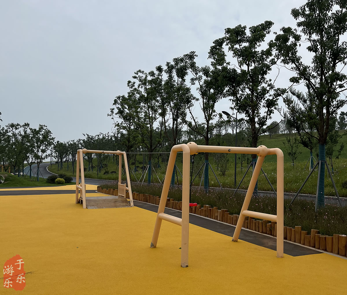 兒童游樂(lè)設(shè)備 兒童游樂(lè)設(shè)備