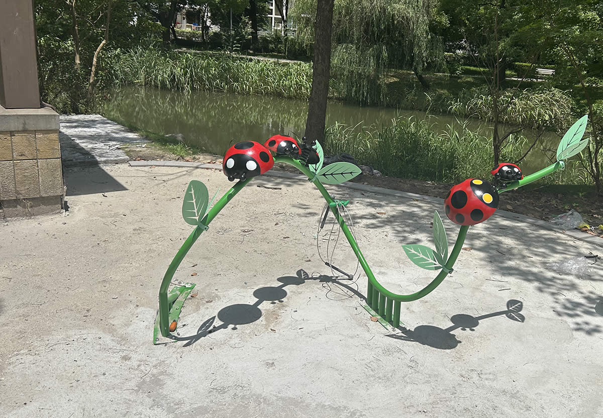 兒童游樂(lè)設(shè)備 兒童游樂(lè)設(shè)備