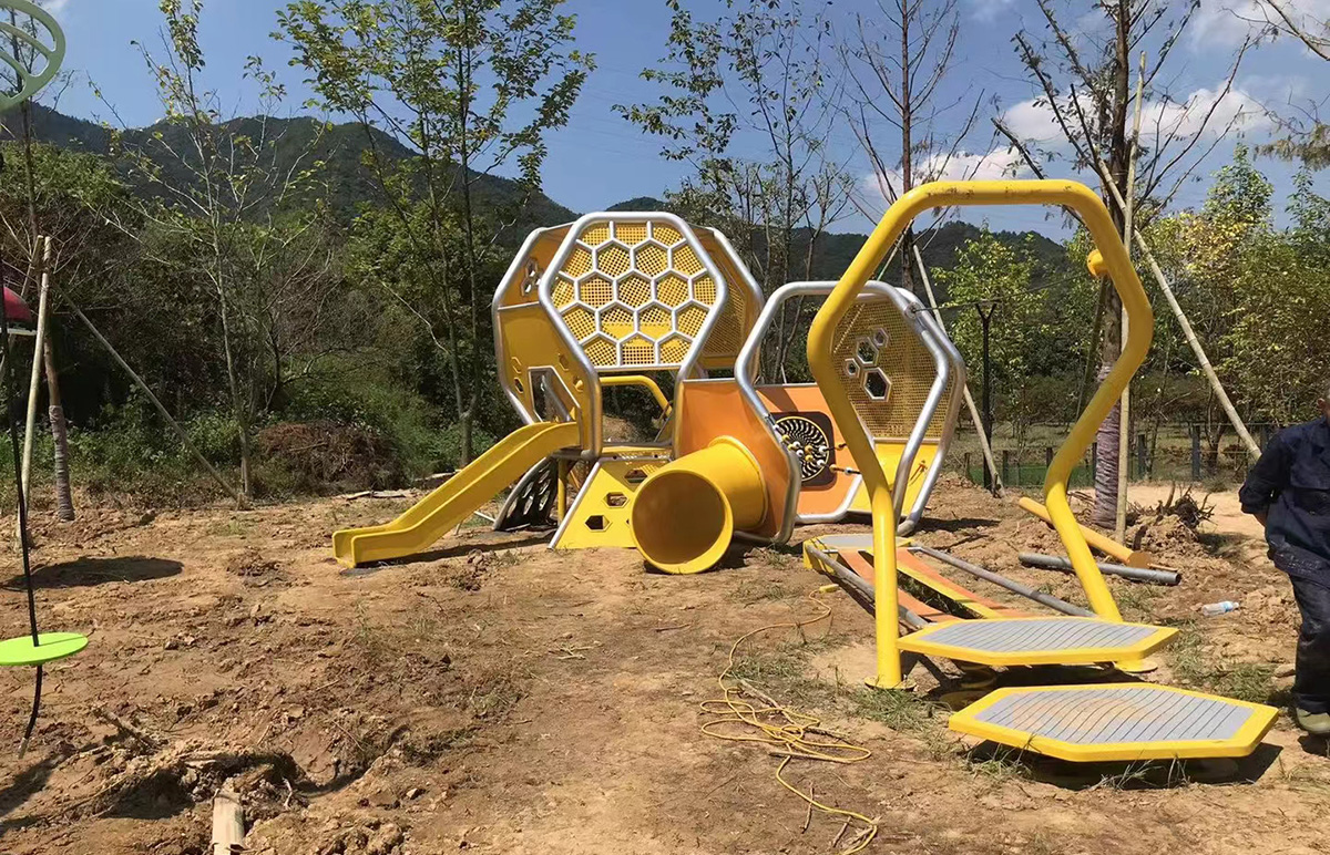 非標(biāo)游樂設(shè)備廠家 非標(biāo)游樂設(shè)備廠家