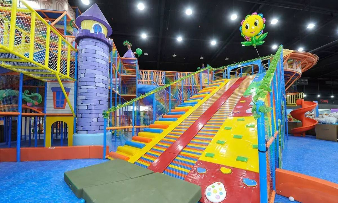 室內(nèi)游樂場設備廠家 室內(nèi)游樂場設備廠家