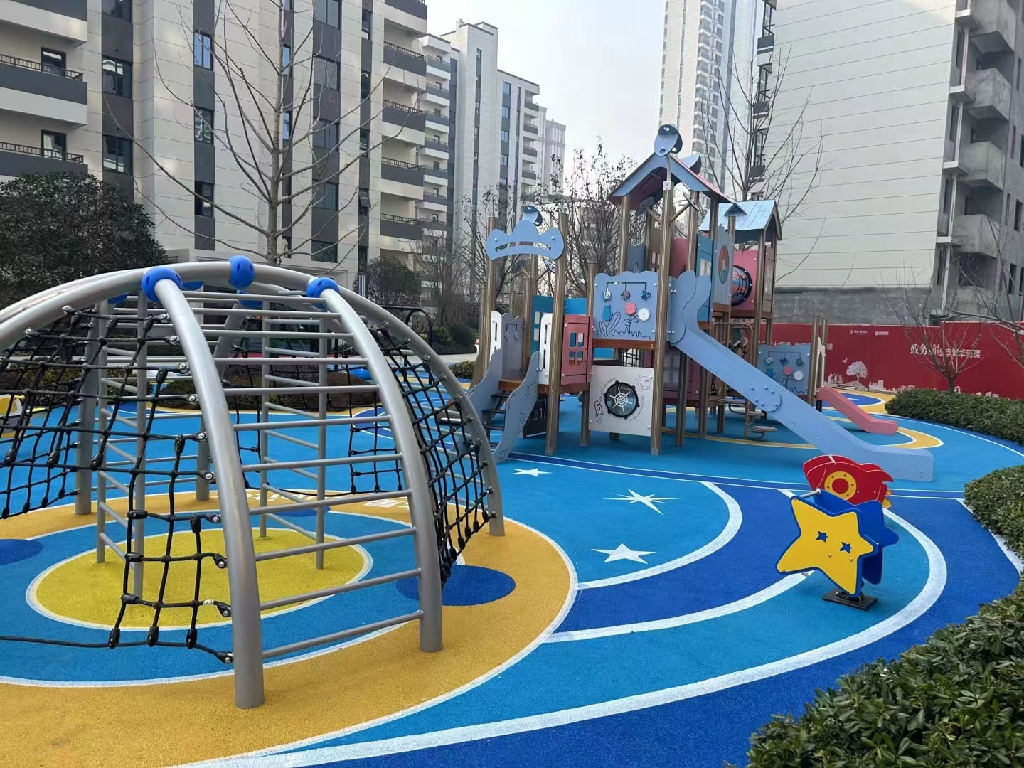 兒童組合滑梯游樂設(shè)備廠家 兒童組合滑梯游樂設(shè)備廠家