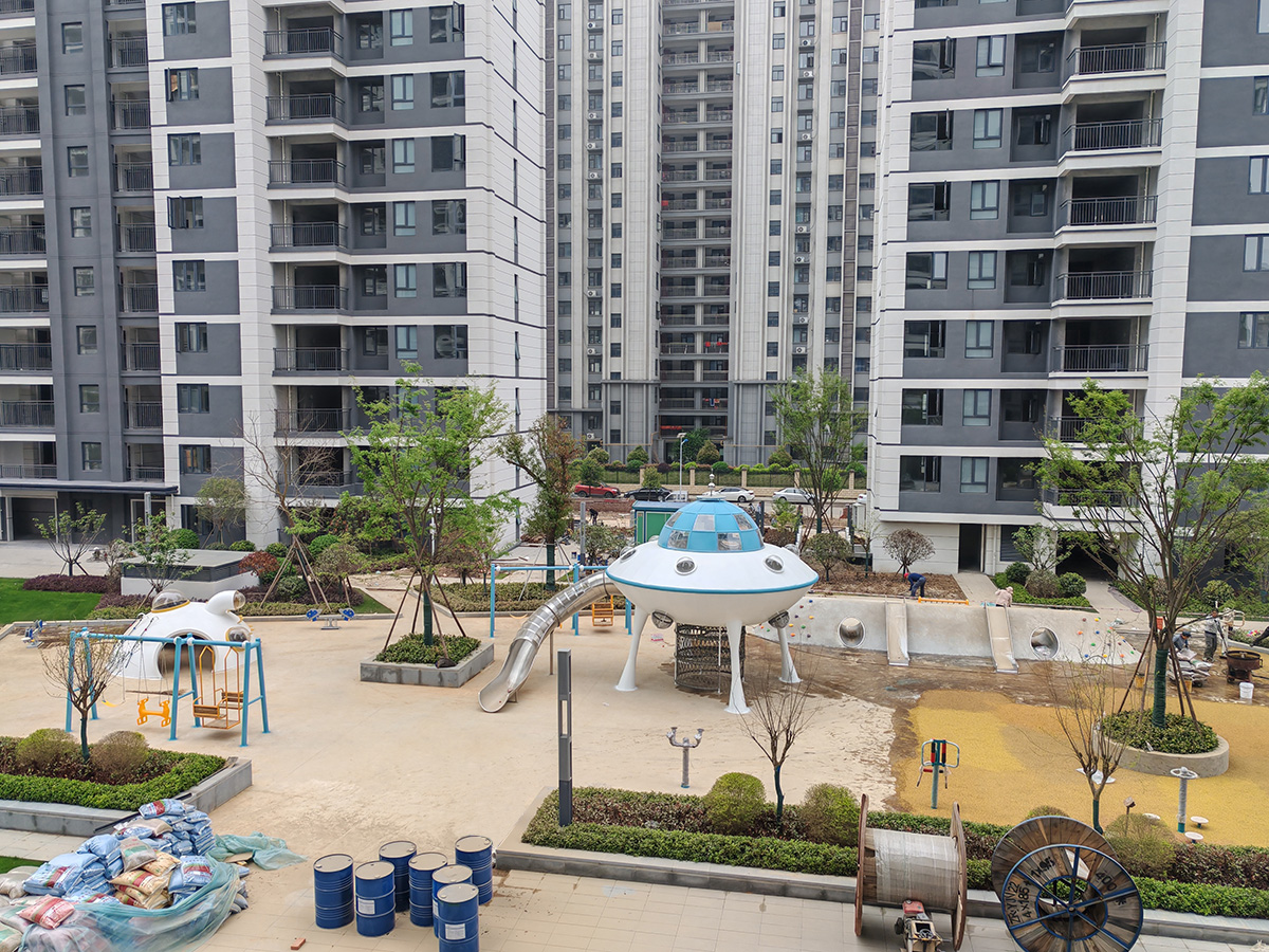 非標(biāo)游樂設(shè)備廠家定制 非標(biāo)游樂設(shè)備廠家定制