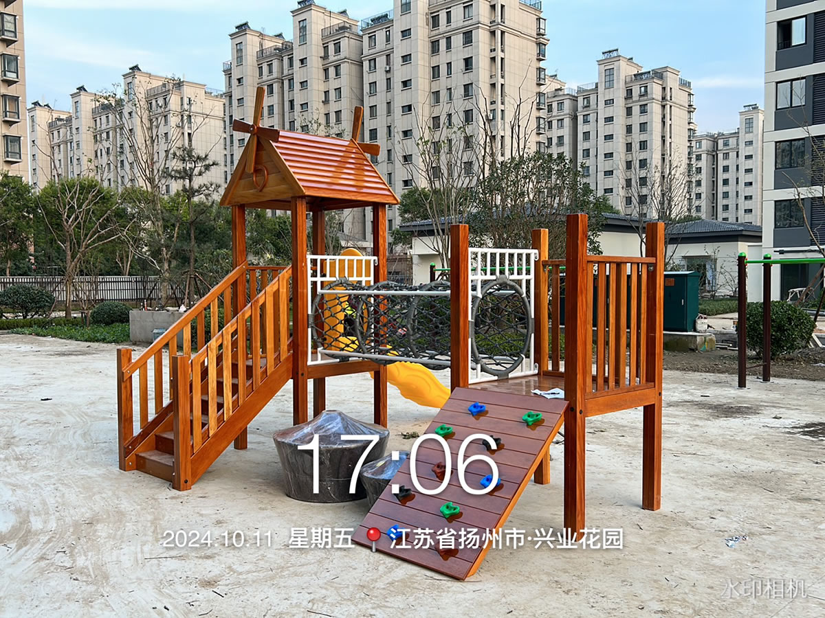 木質(zhì)組合滑梯廠家 木質(zhì)組合滑梯廠家