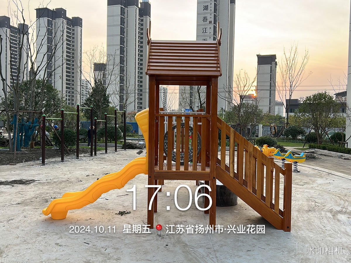 木質(zhì)組合滑梯廠家 木質(zhì)組合滑梯廠家