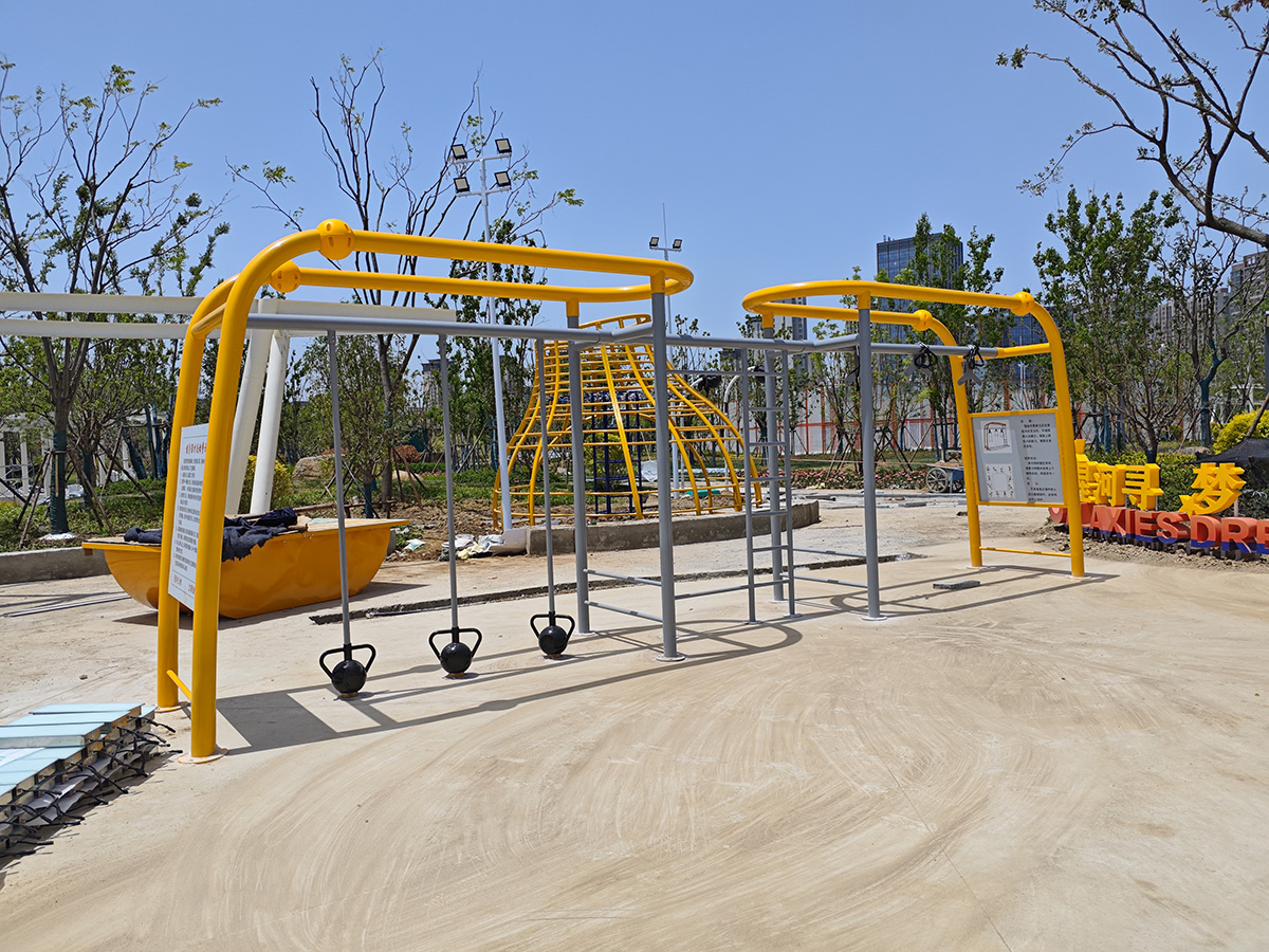 秋千設(shè)備廠家 秋千設(shè)備廠家