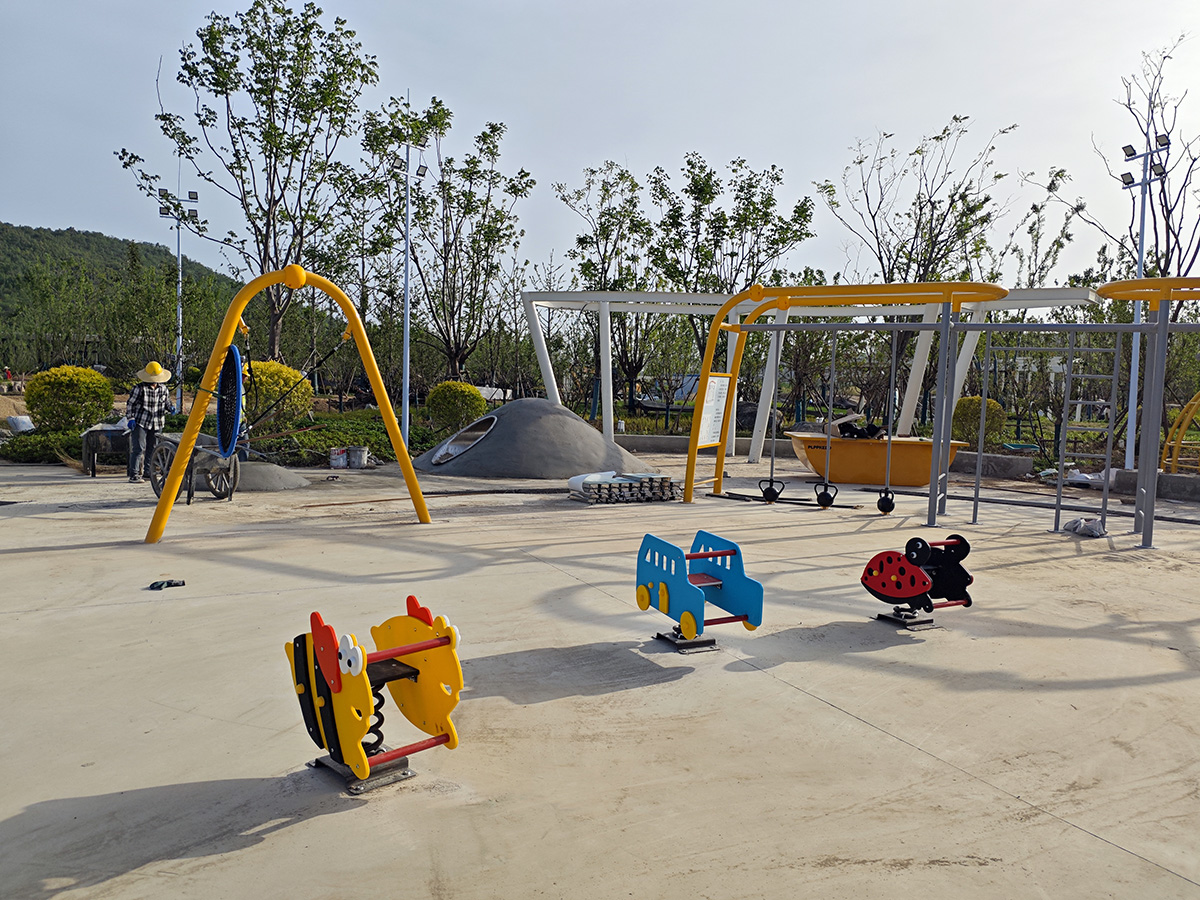 兒童搖搖馬設(shè)備 兒童搖搖馬設(shè)備